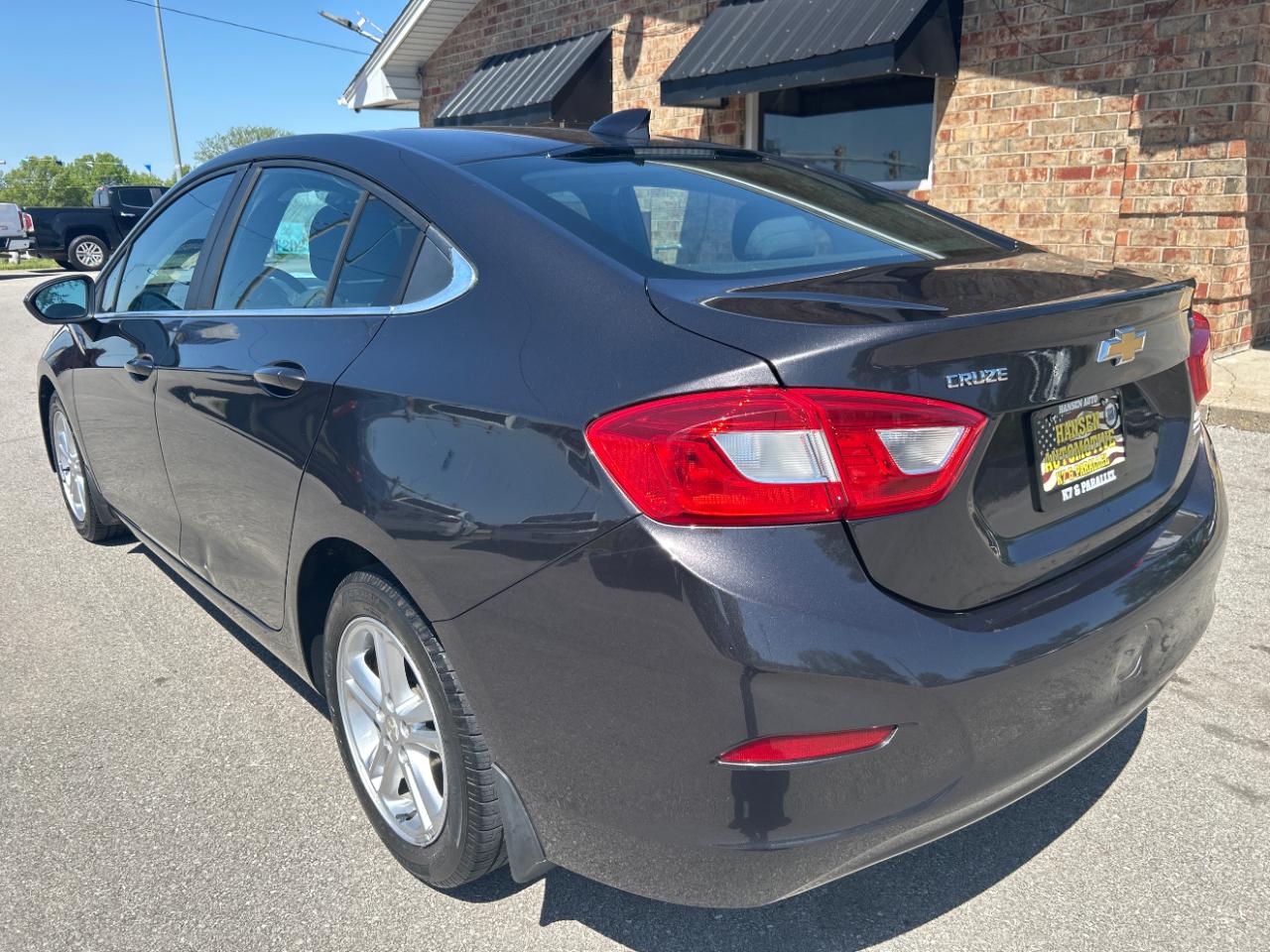 Chevrolet Cruze 4dr Sdn 1.4L LT w/1SD 2017