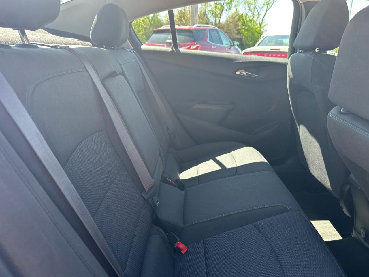 Chevrolet Cruze 4dr Sdn 1.4L LT w/1SD 2017