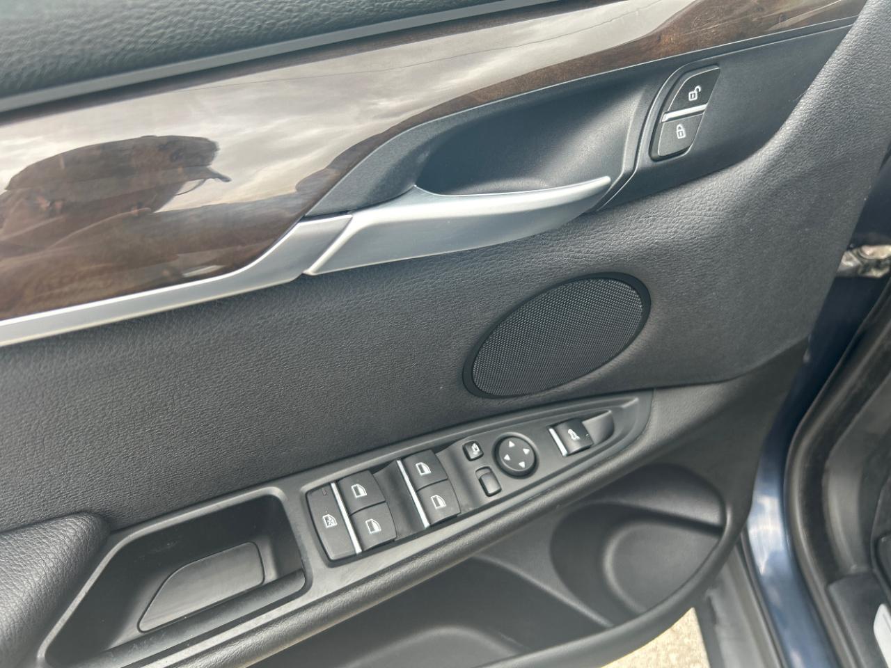 BMW X5 xDrive40e iPerformance Sports Activity Vehicle 2017