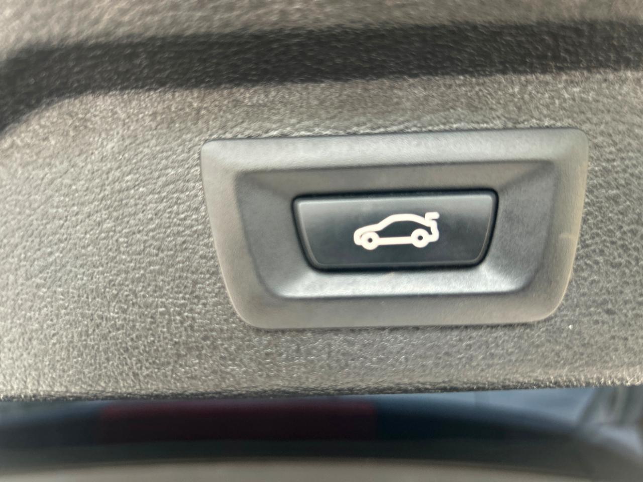 BMW X5 xDrive40e iPerformance Sports Activity Vehicle 2017