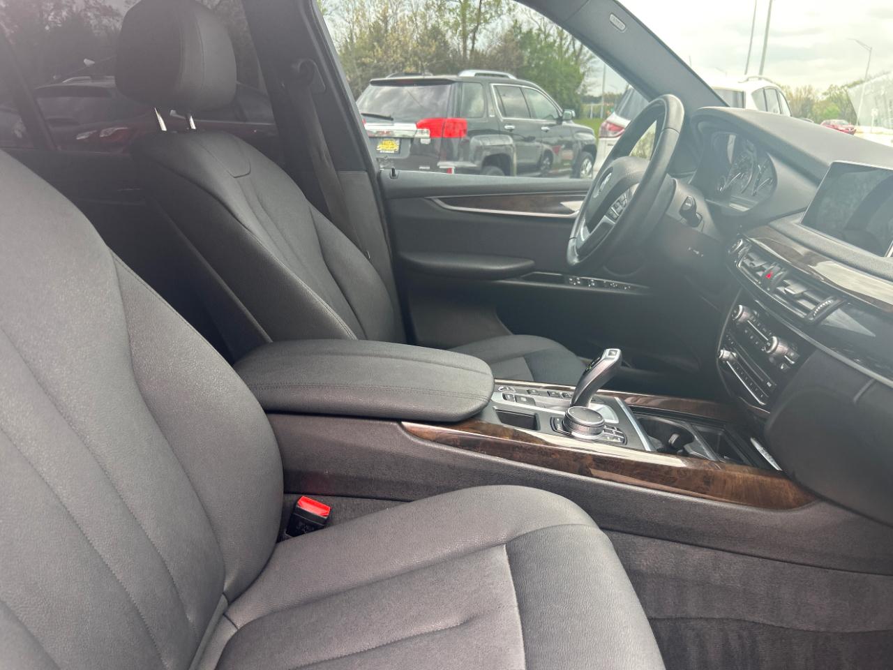 BMW X5 xDrive40e iPerformance Sports Activity Vehicle 2017