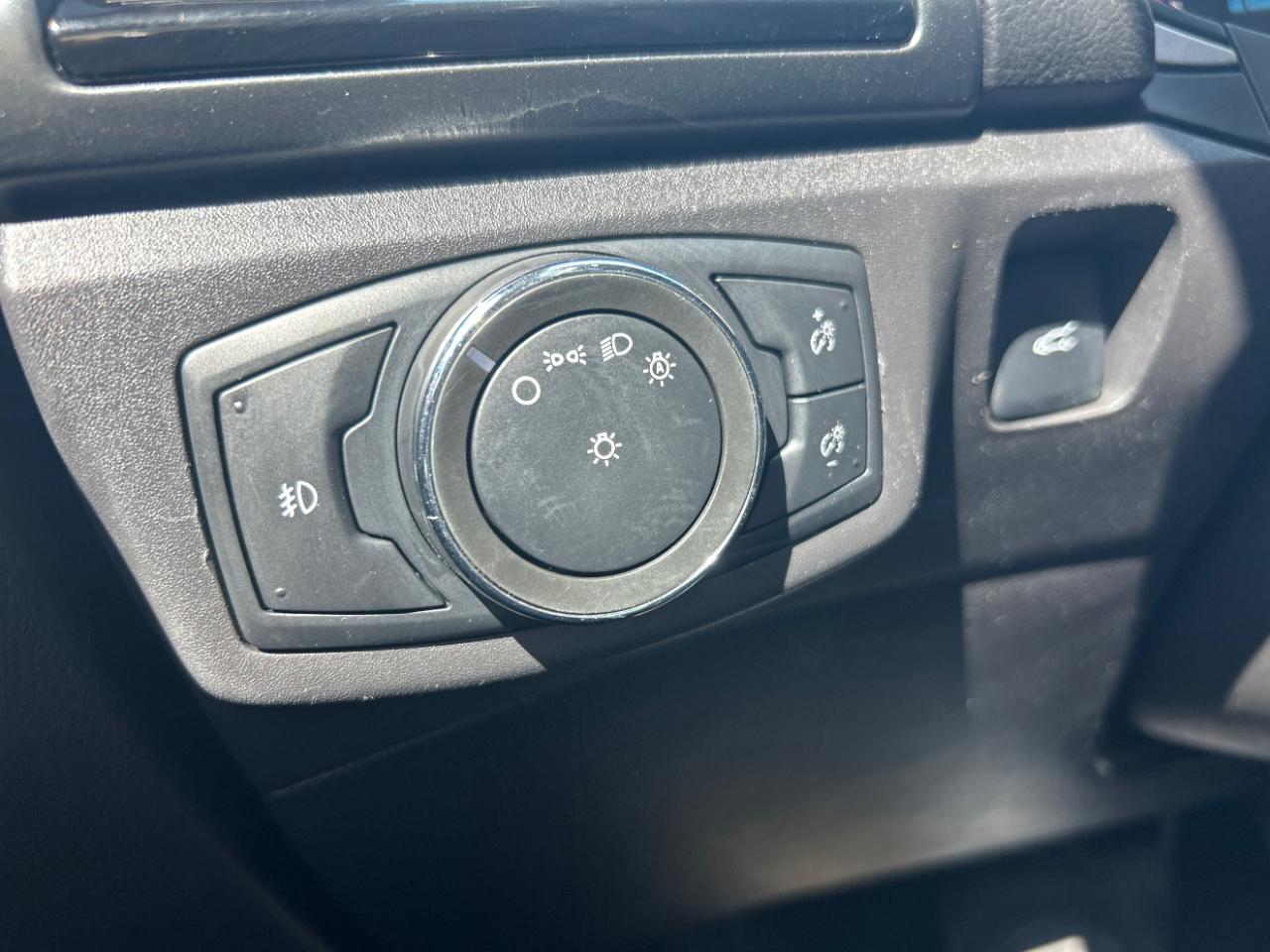 Ford Fusion 4dr Sdn SE FWD 2015