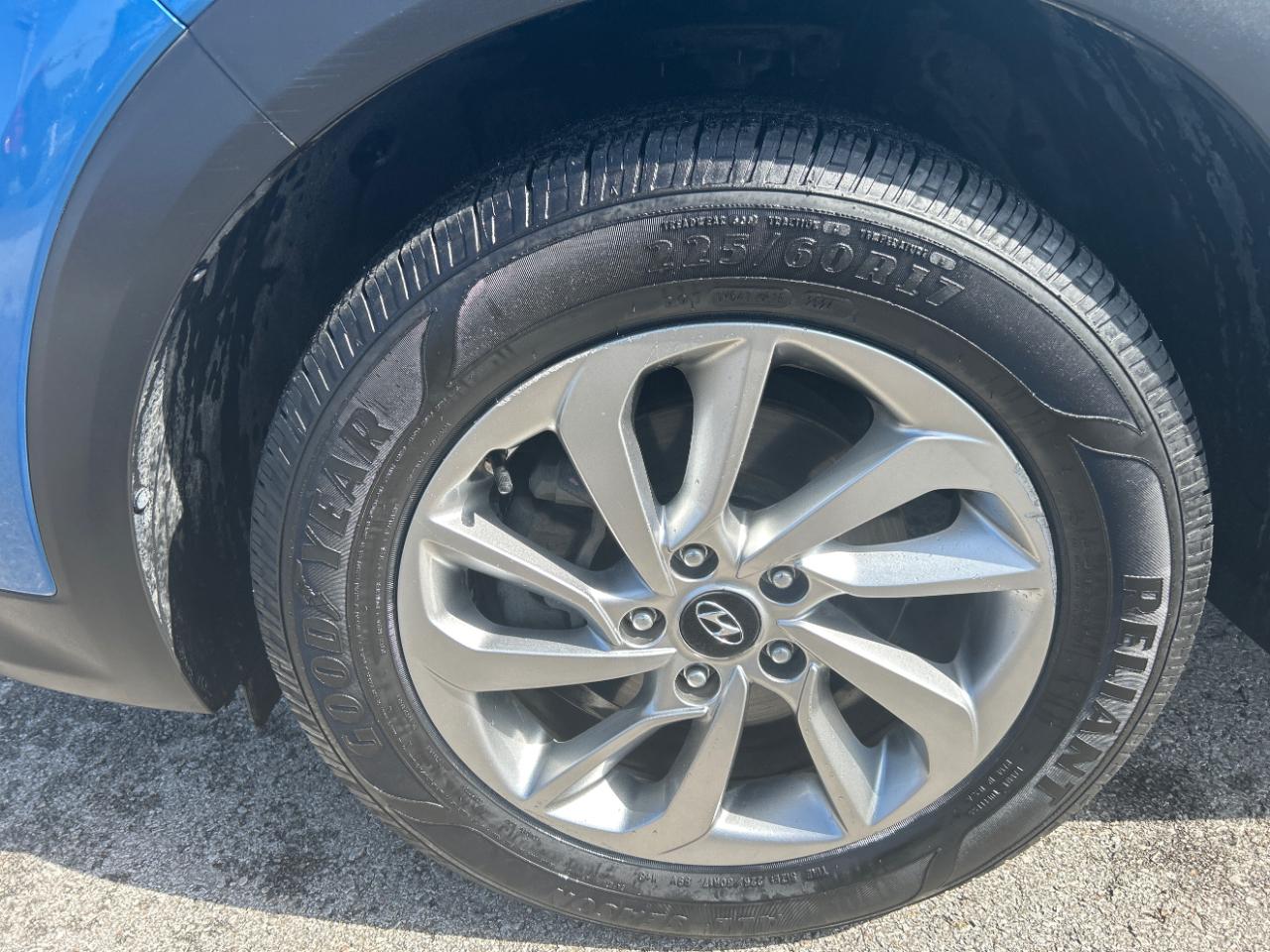 Hyundai Tucson AWD 4dr SE 2016