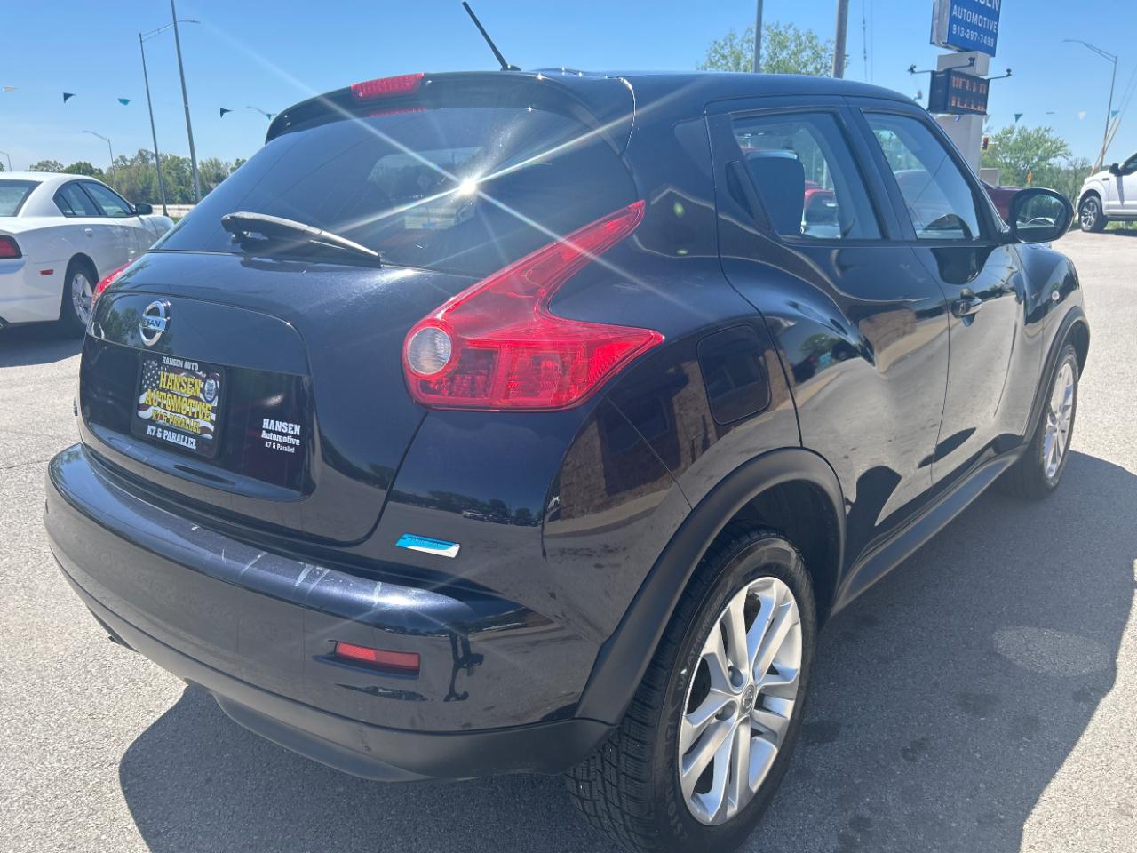 Nissan Juke 5dr Wgn CVT S FWD 2014