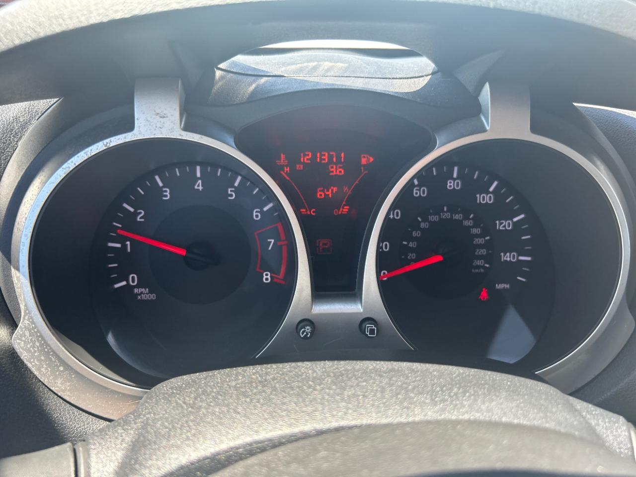 Nissan Juke 5dr Wgn CVT S FWD 2014