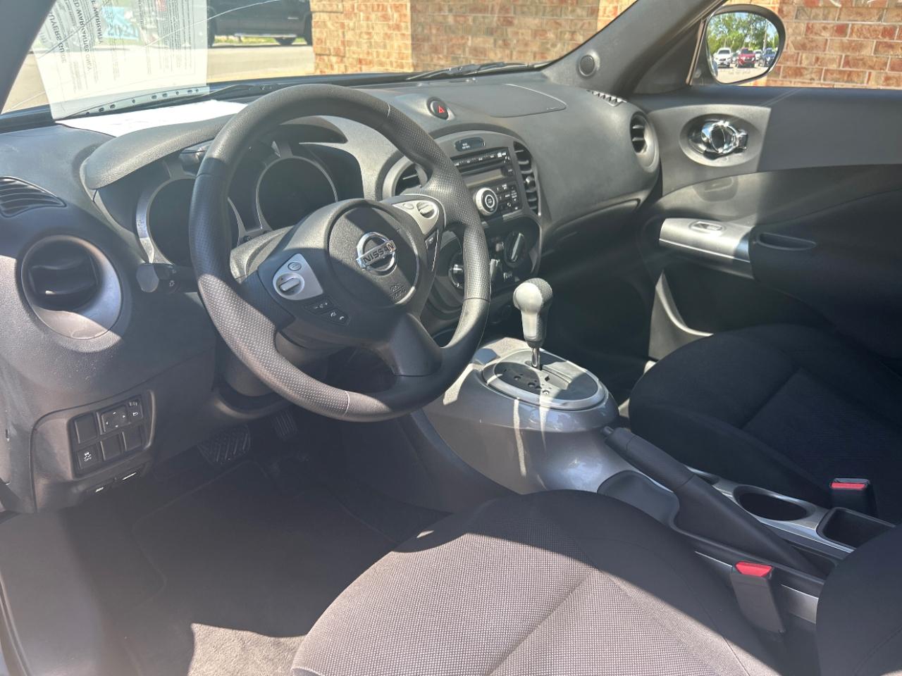 Nissan Juke 5dr Wgn CVT S FWD 2014