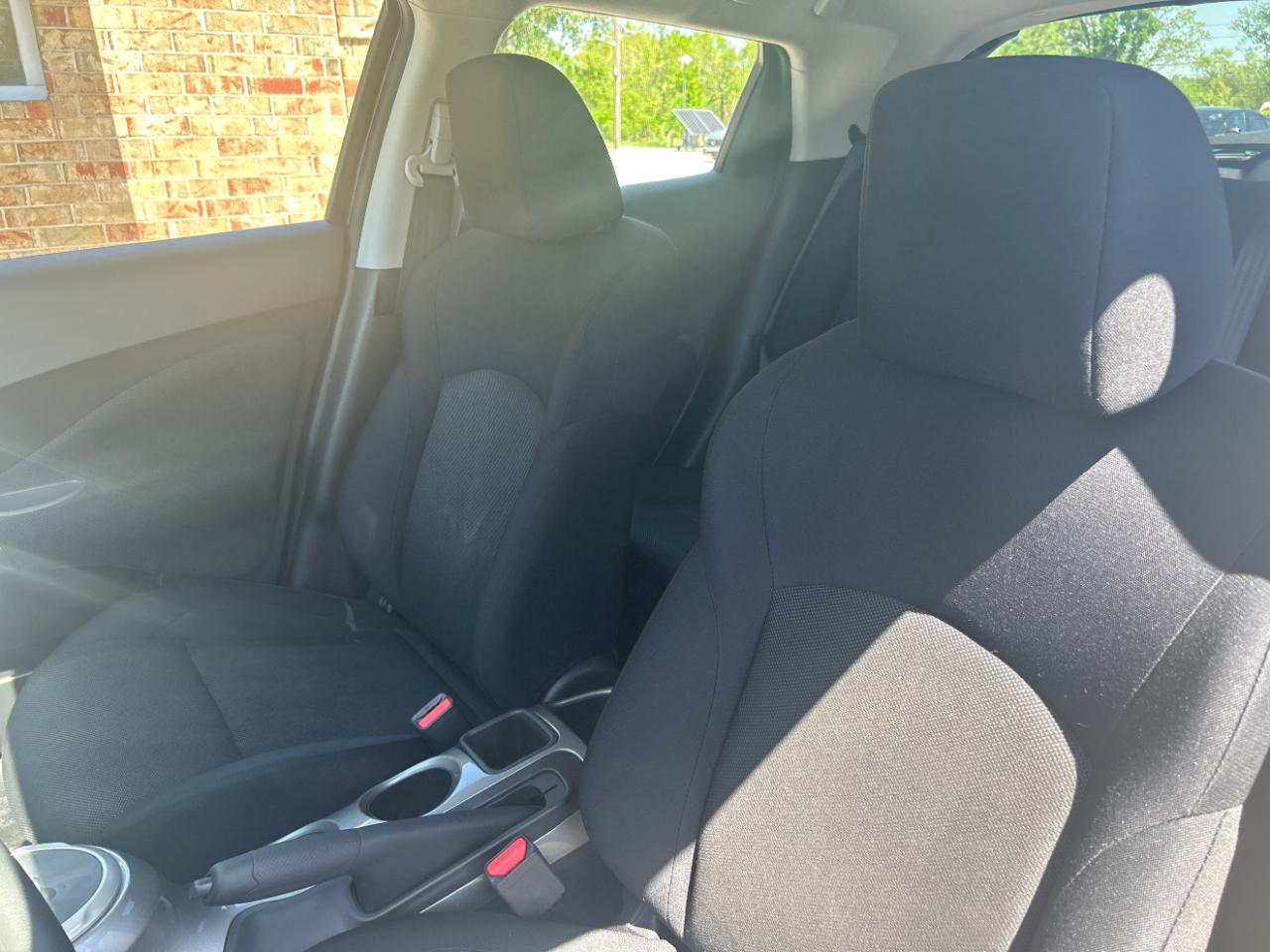 Nissan Juke 5dr Wgn CVT S FWD 2014