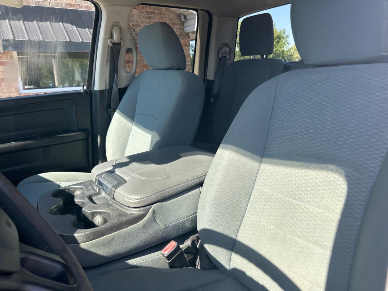 RAM 1500 Classic Tradesman 4x4 Quad Cab 6'4" Box 2019