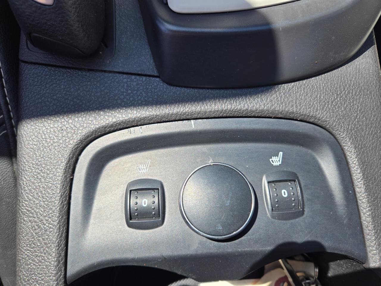 Ford Focus 4dr Sdn Titanium 2013