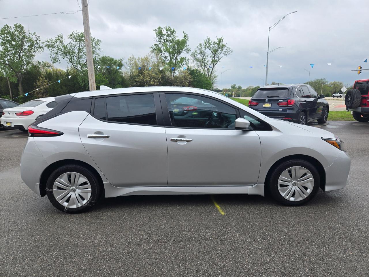 Nissan Leaf S Hatchback 2022