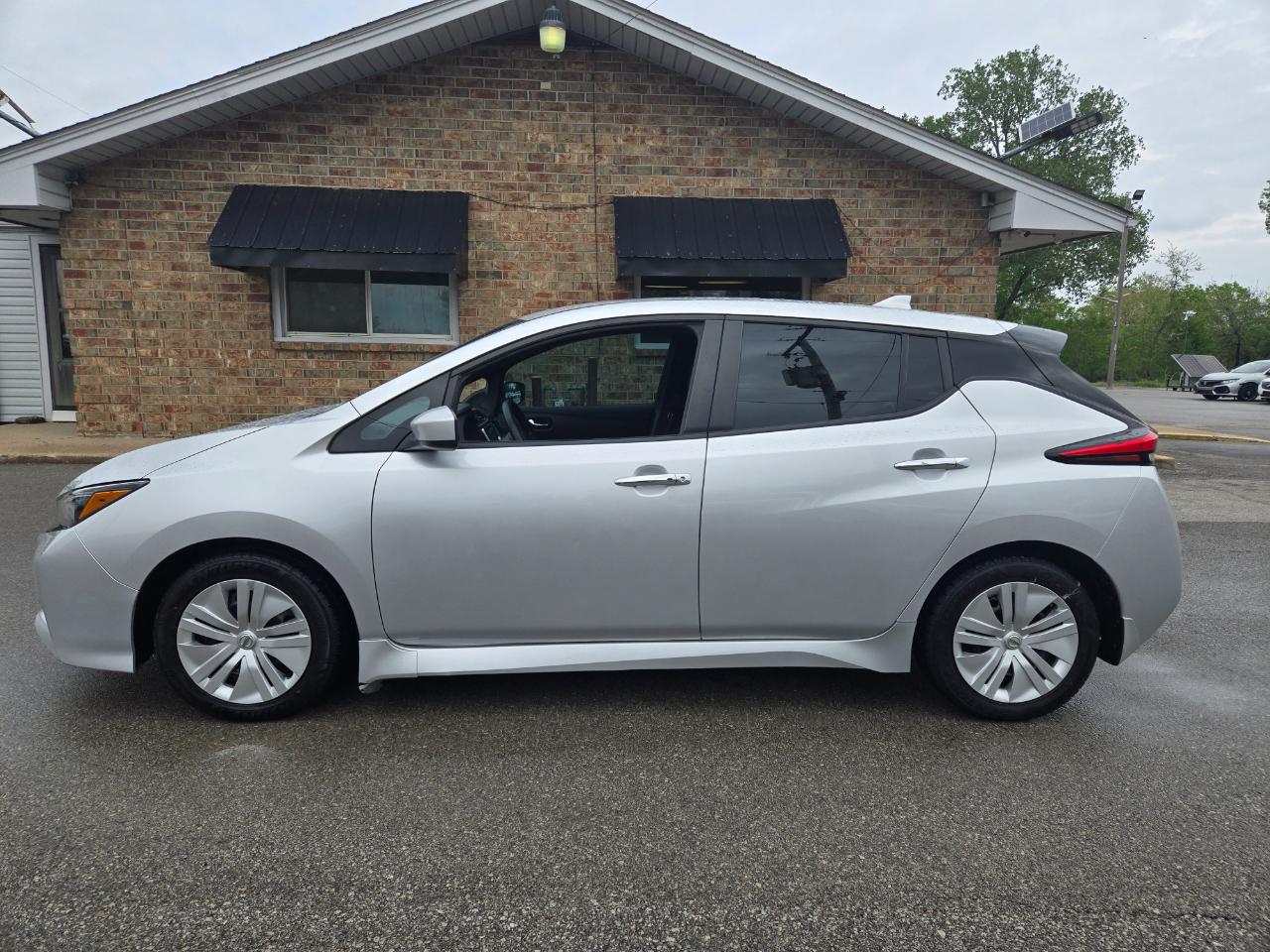 Nissan Leaf S Hatchback 2022