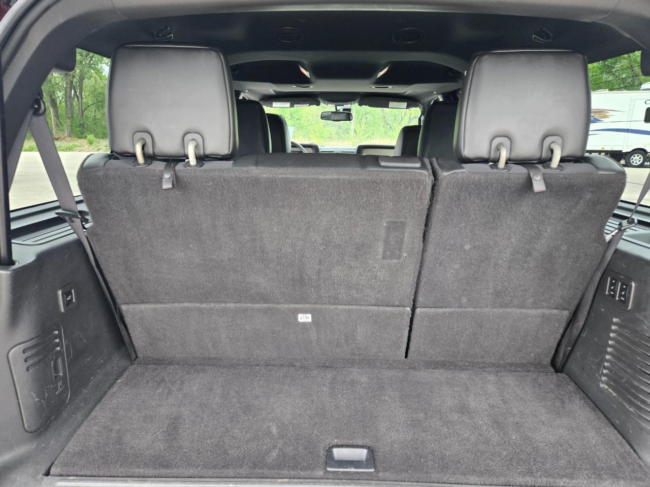 Lincoln Navigator 4WD 4dr 2013