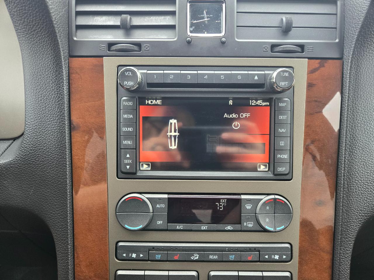 Lincoln Navigator 4WD 4dr 2013