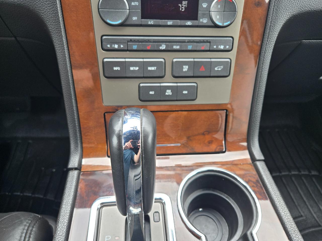 Lincoln Navigator 4WD 4dr 2013