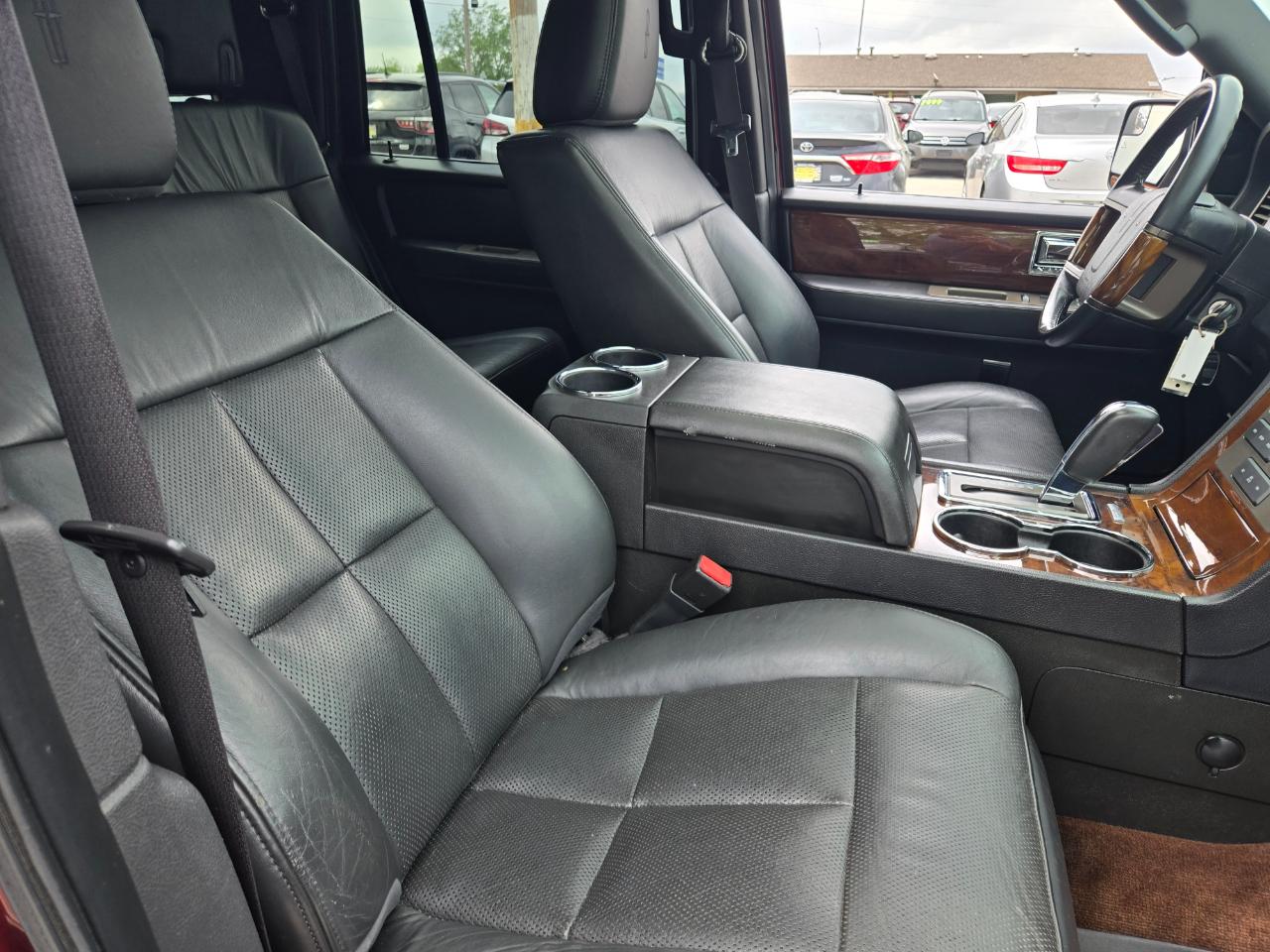 Lincoln Navigator 4WD 4dr 2013
