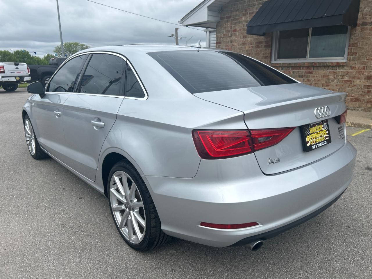 Audi A3 4dr Sdn quattro 2.0T Premium Plus 2015