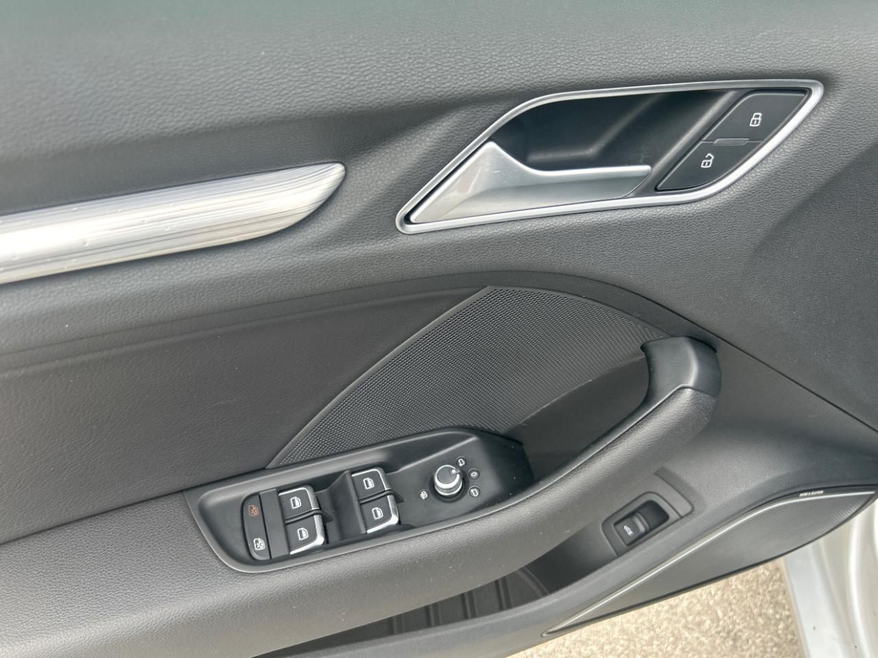 Audi A3 4dr Sdn quattro 2.0T Premium Plus 2015