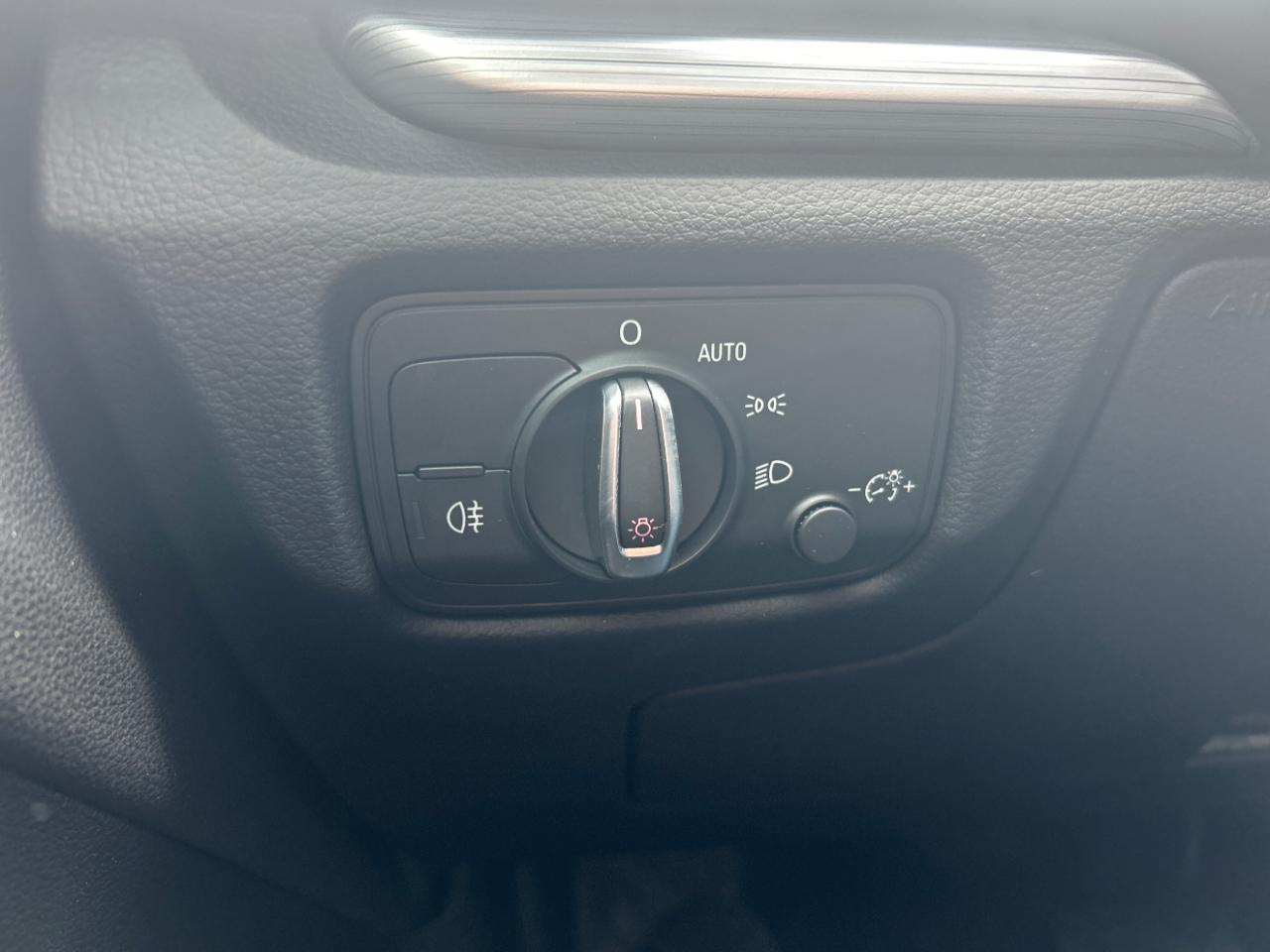 Audi A3 4dr Sdn quattro 2.0T Premium Plus 2015