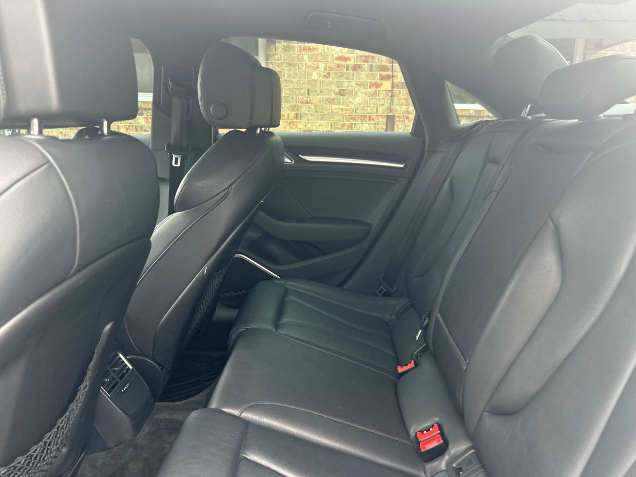 Audi A3 4dr Sdn quattro 2.0T Premium Plus 2015