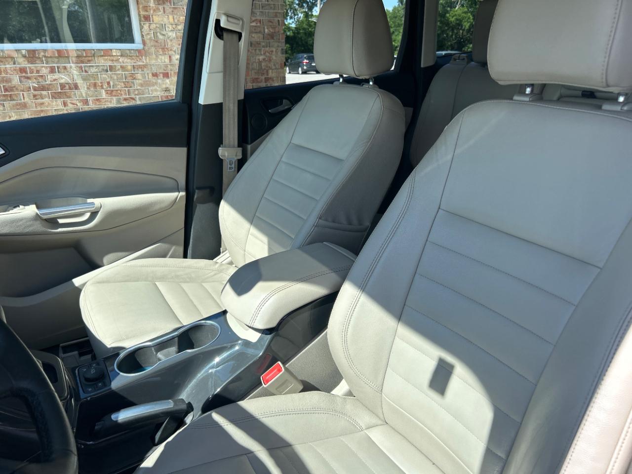 Ford Escape FWD 4dr Titanium 2014