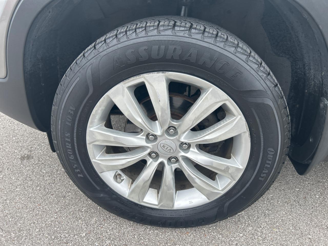 Kia Sorento AWD 4dr I4 EX 2011