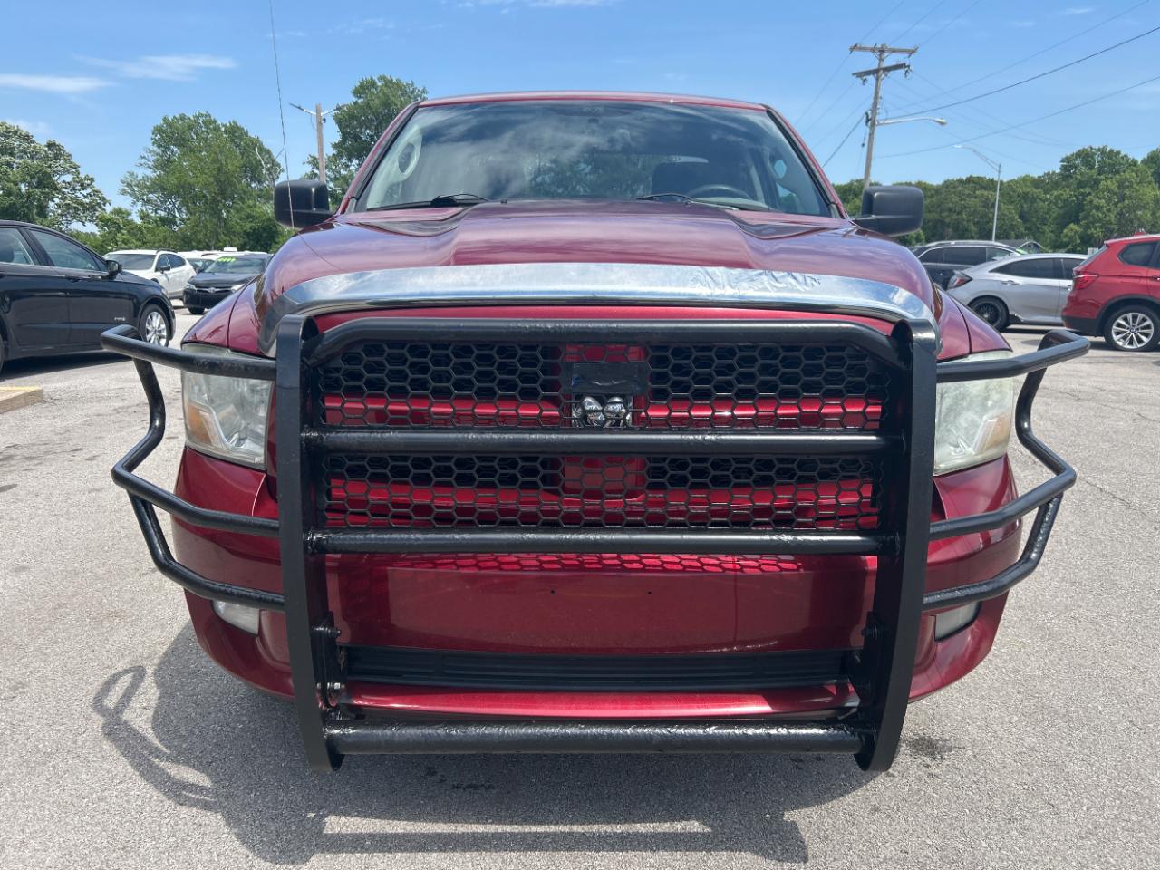 Dodge 1500 4WD Quad Cab 140.5" Express 2012