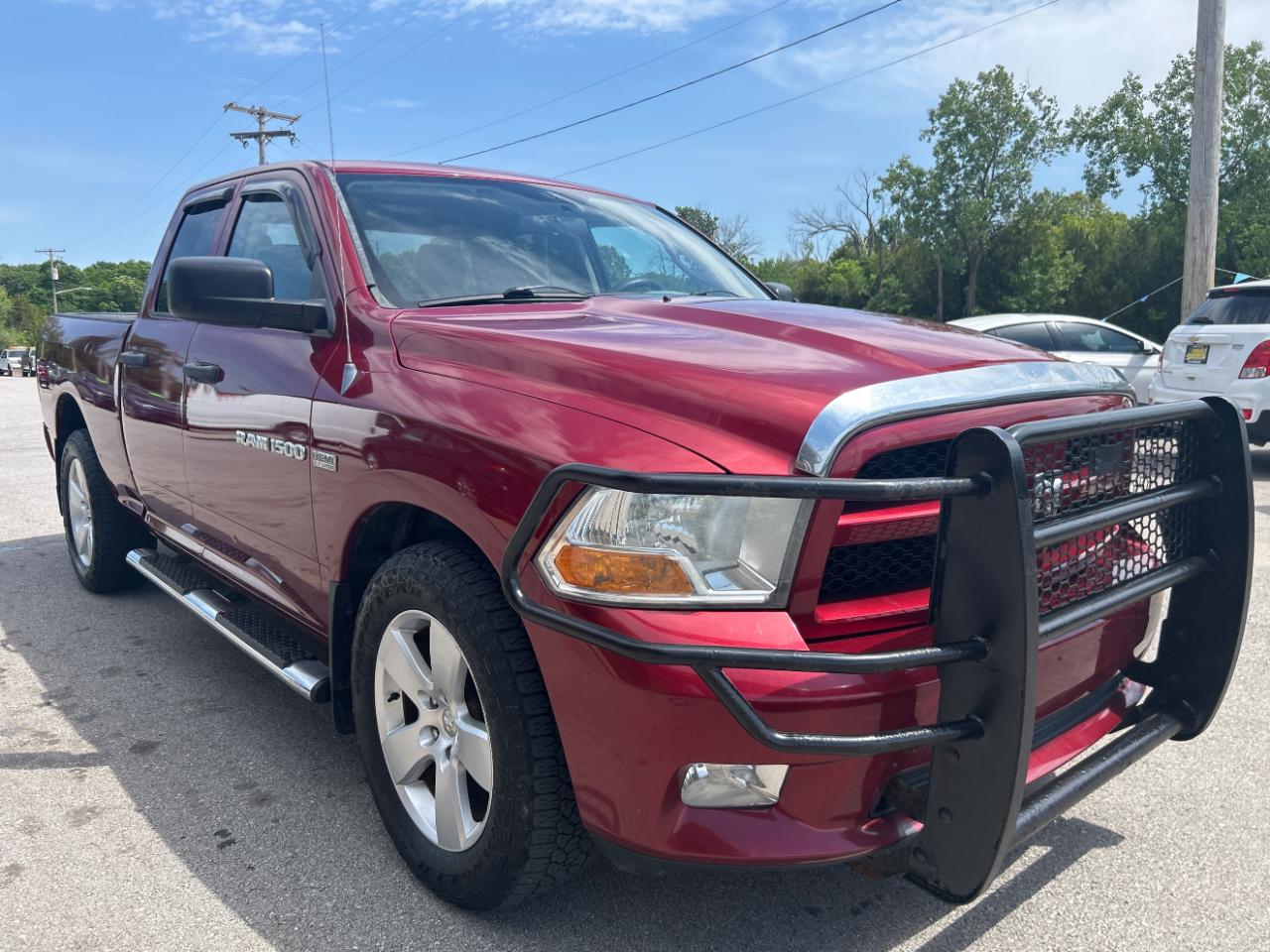 Dodge 1500 4WD Quad Cab 140.5" Express 2012