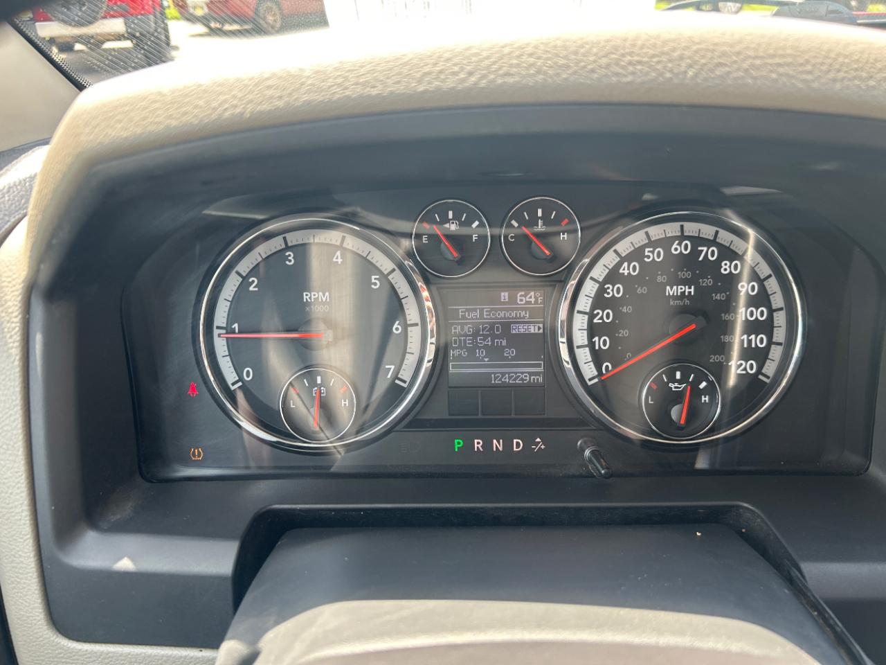 Dodge 1500 4WD Quad Cab 140.5" Express 2012