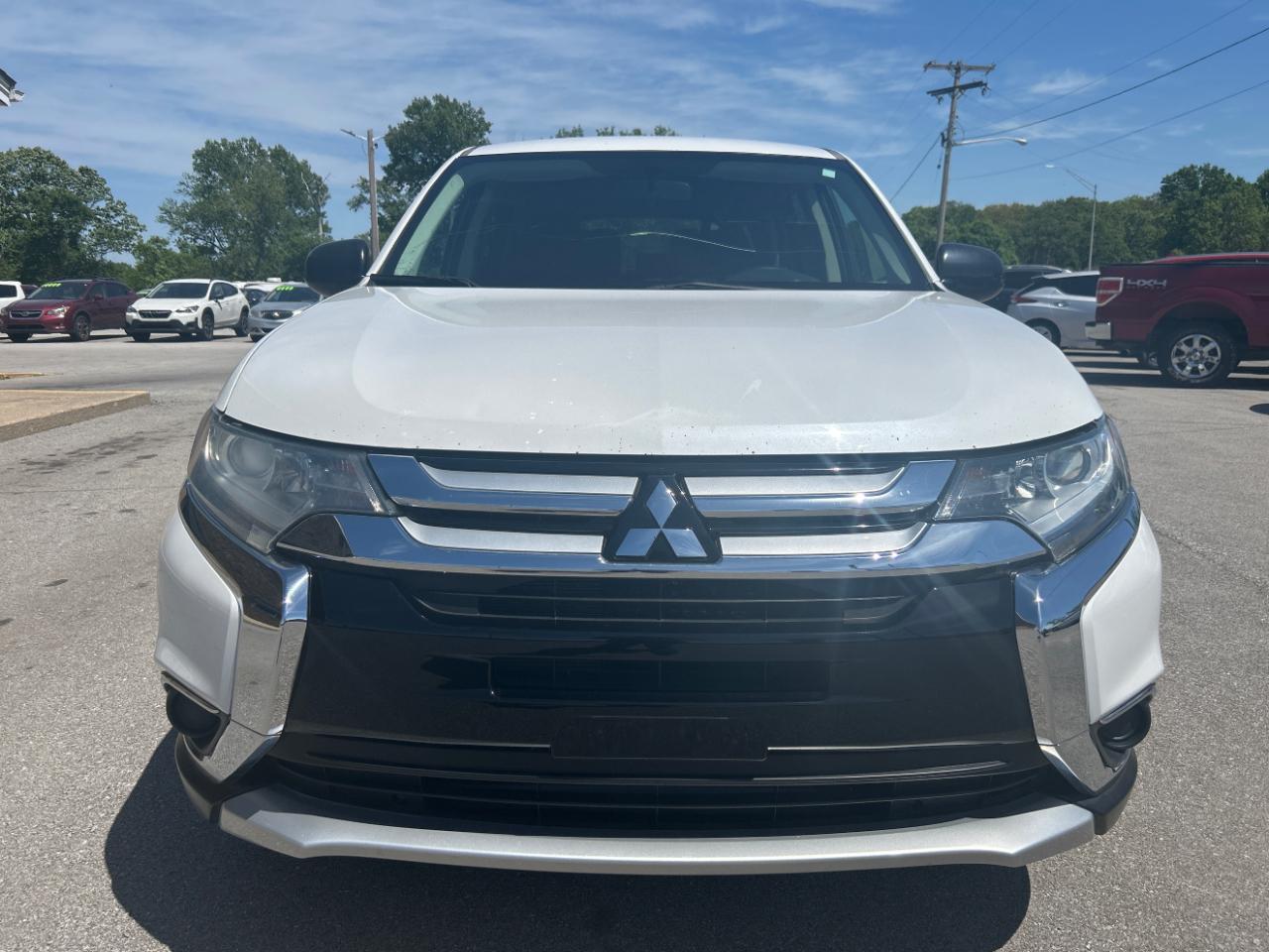 Mitsubishi Outlander 2WD 4dr ES 2016