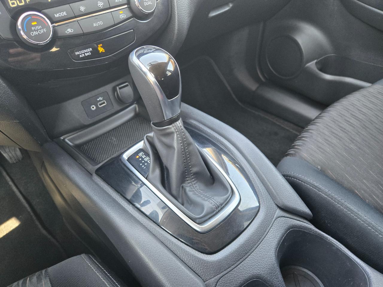 Nissan Rogue AWD SV 2018