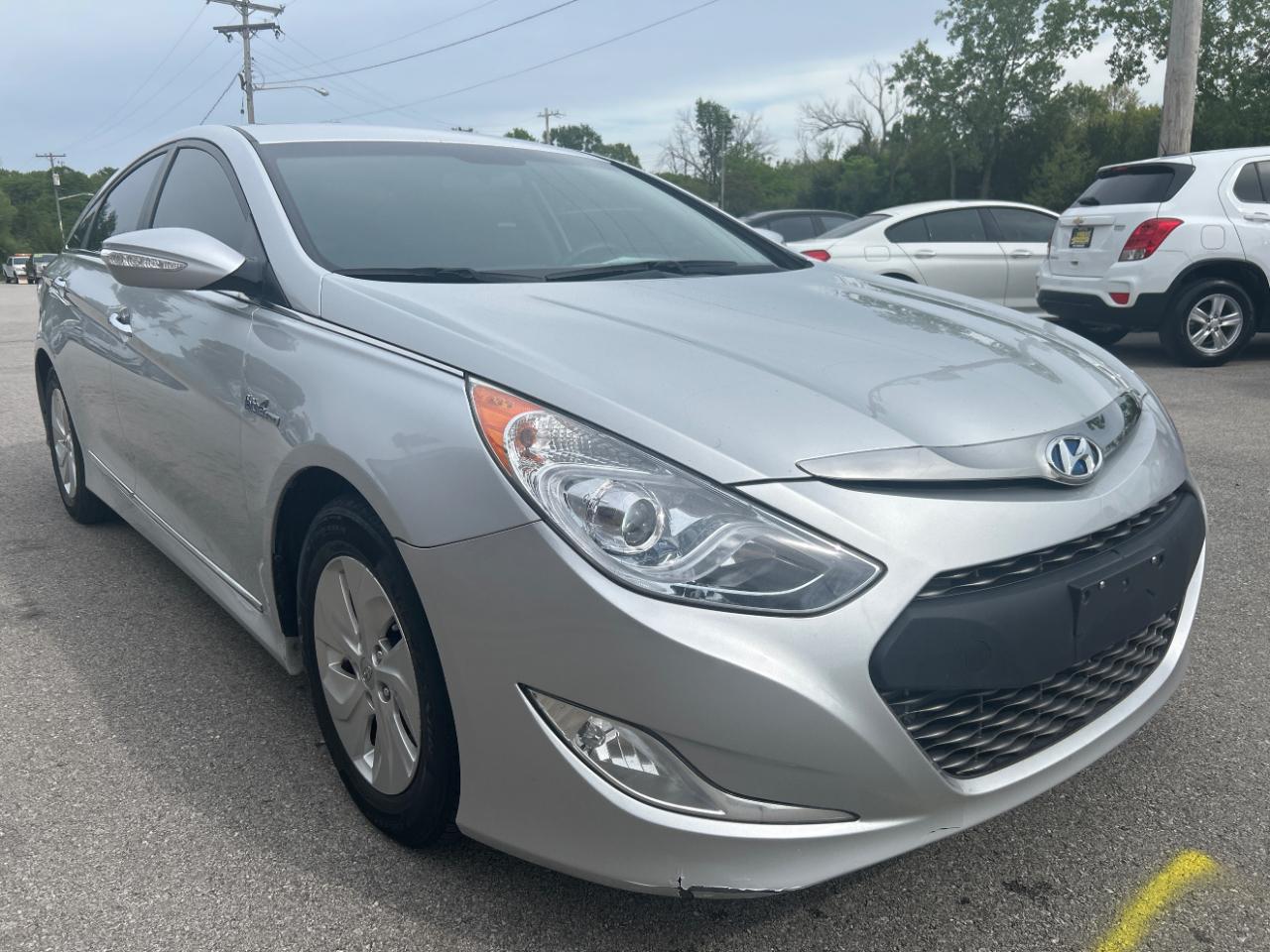 Hyundai Sonata Hybrid 4dr Sdn 2015