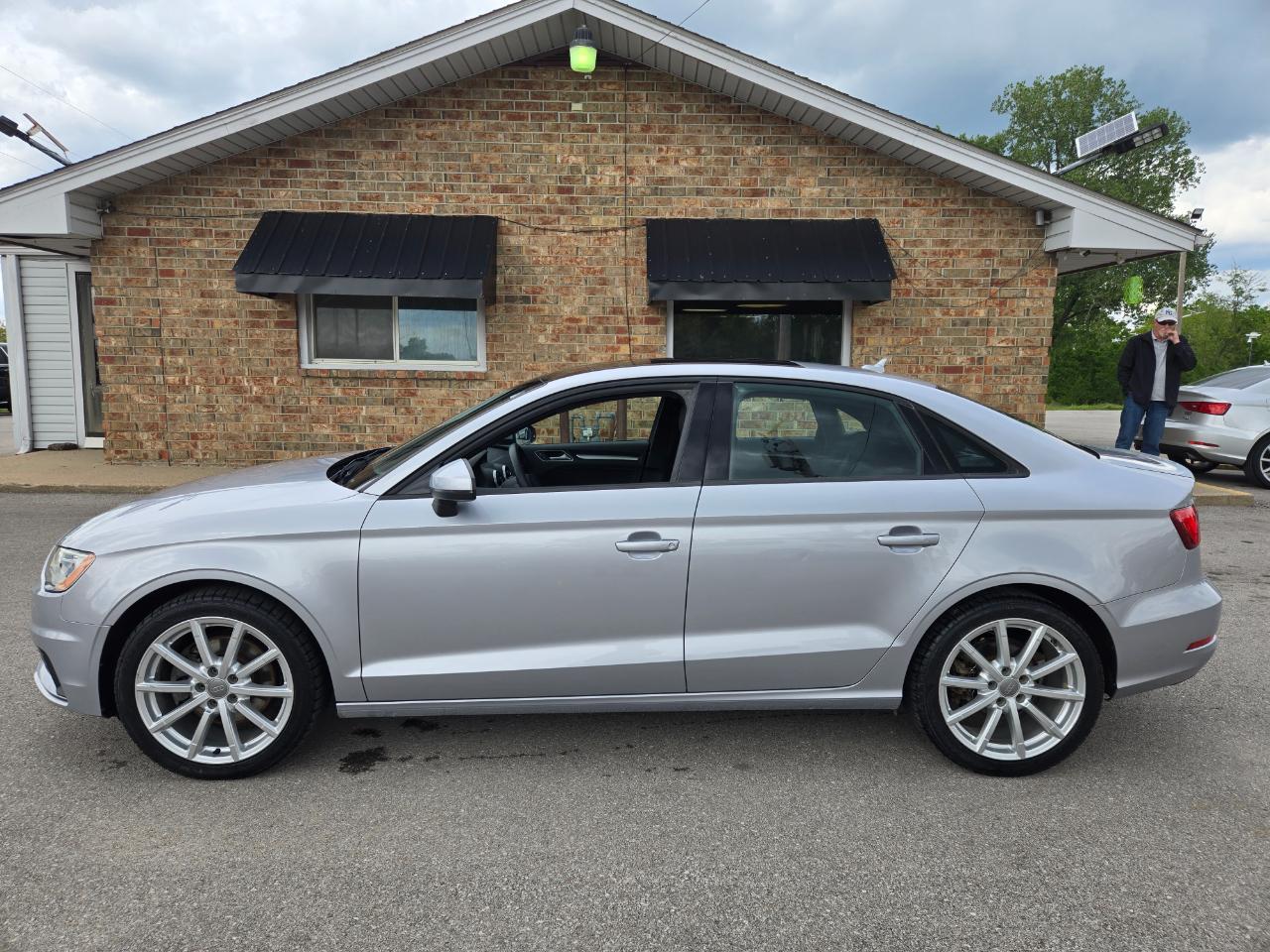 Audi A3 4dr Sdn quattro 2.0T Premium 2016
