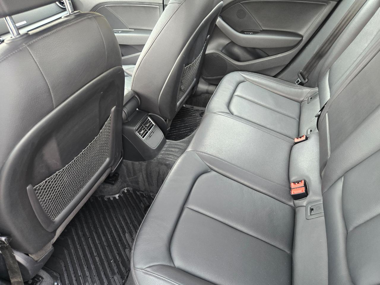 Audi A3 4dr Sdn quattro 2.0T Premium 2016