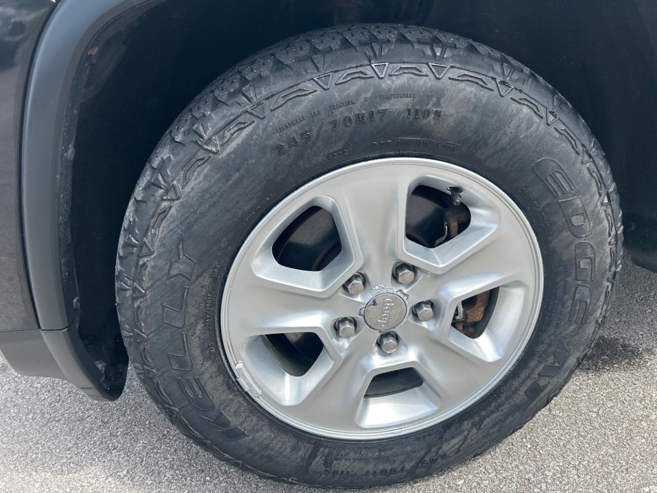Jeep Grand Cherokee 4WD 4dr Laredo 2014