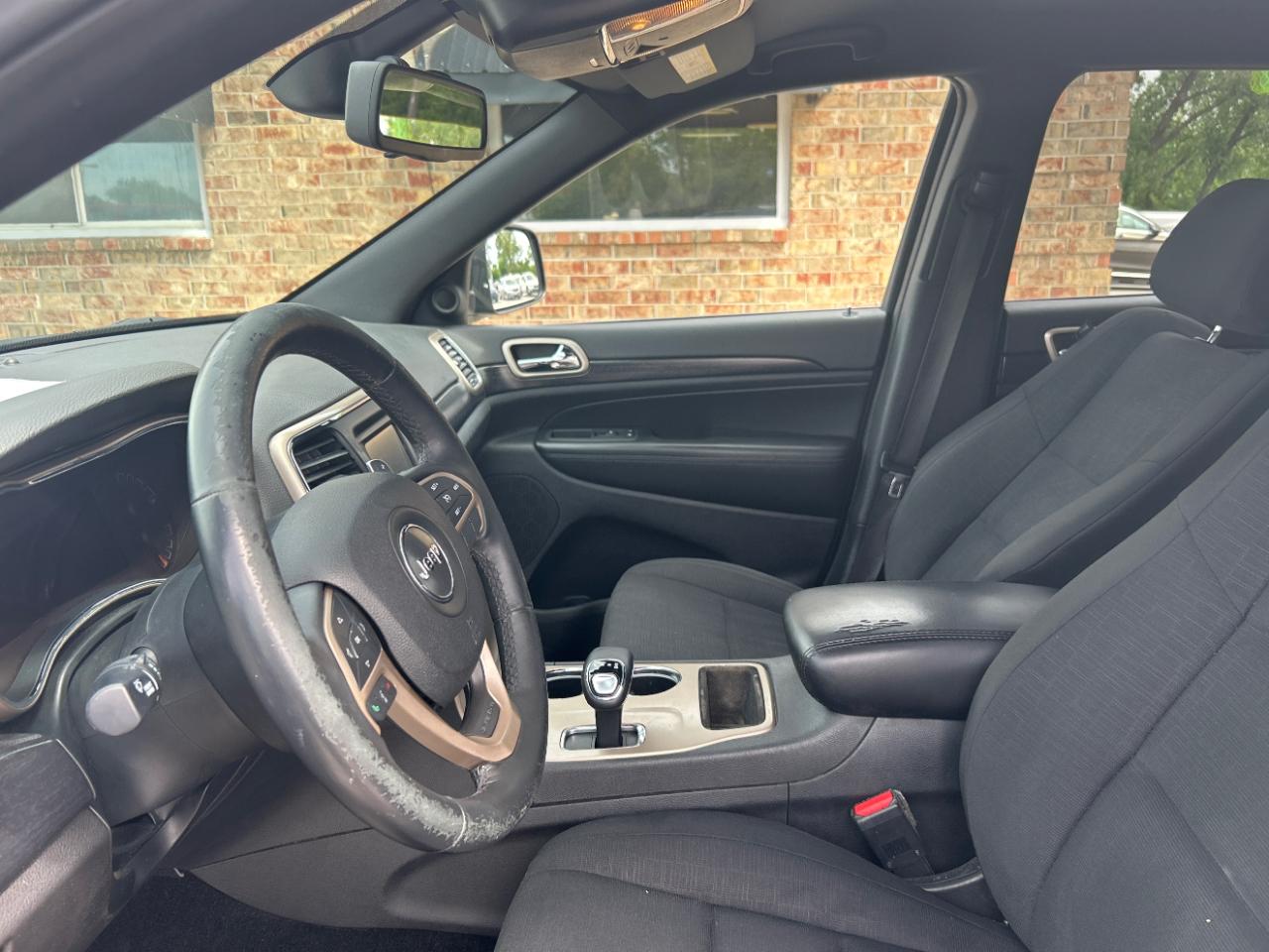 Jeep Grand Cherokee 4WD 4dr Laredo 2014