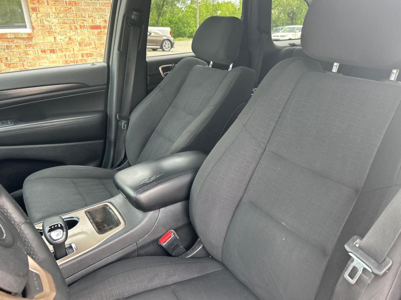 Jeep Grand Cherokee 4WD 4dr Laredo 2014