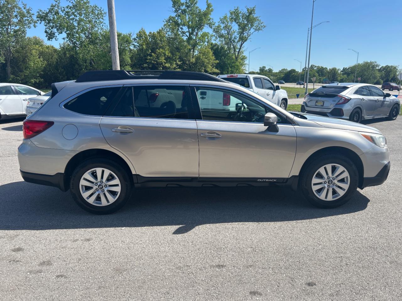 Subaru Outback 2.5i Premium 2017