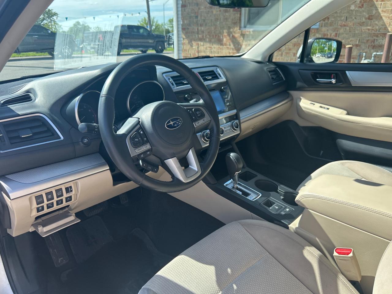 Subaru Outback 2.5i Premium 2017