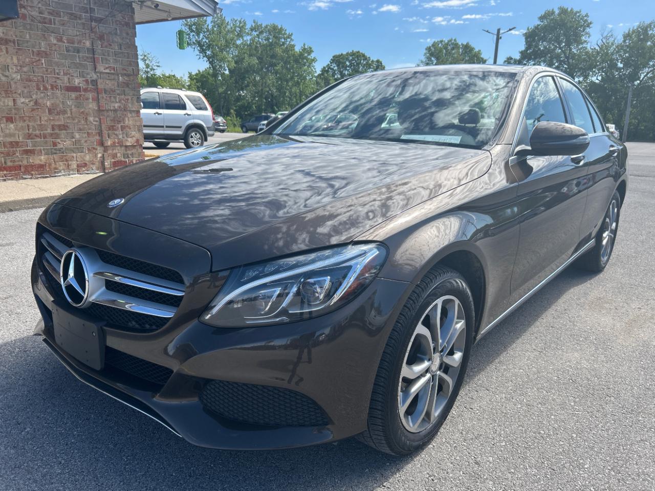 2016 Mercedes-Benz C-Class 4dr Sdn C 300 Luxury 4MATIC