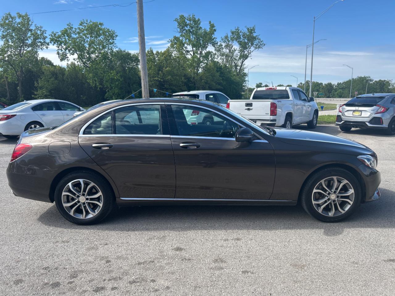 Mercedes-Benz C-Class 4dr Sdn C 300 Luxury 4MATIC 2016