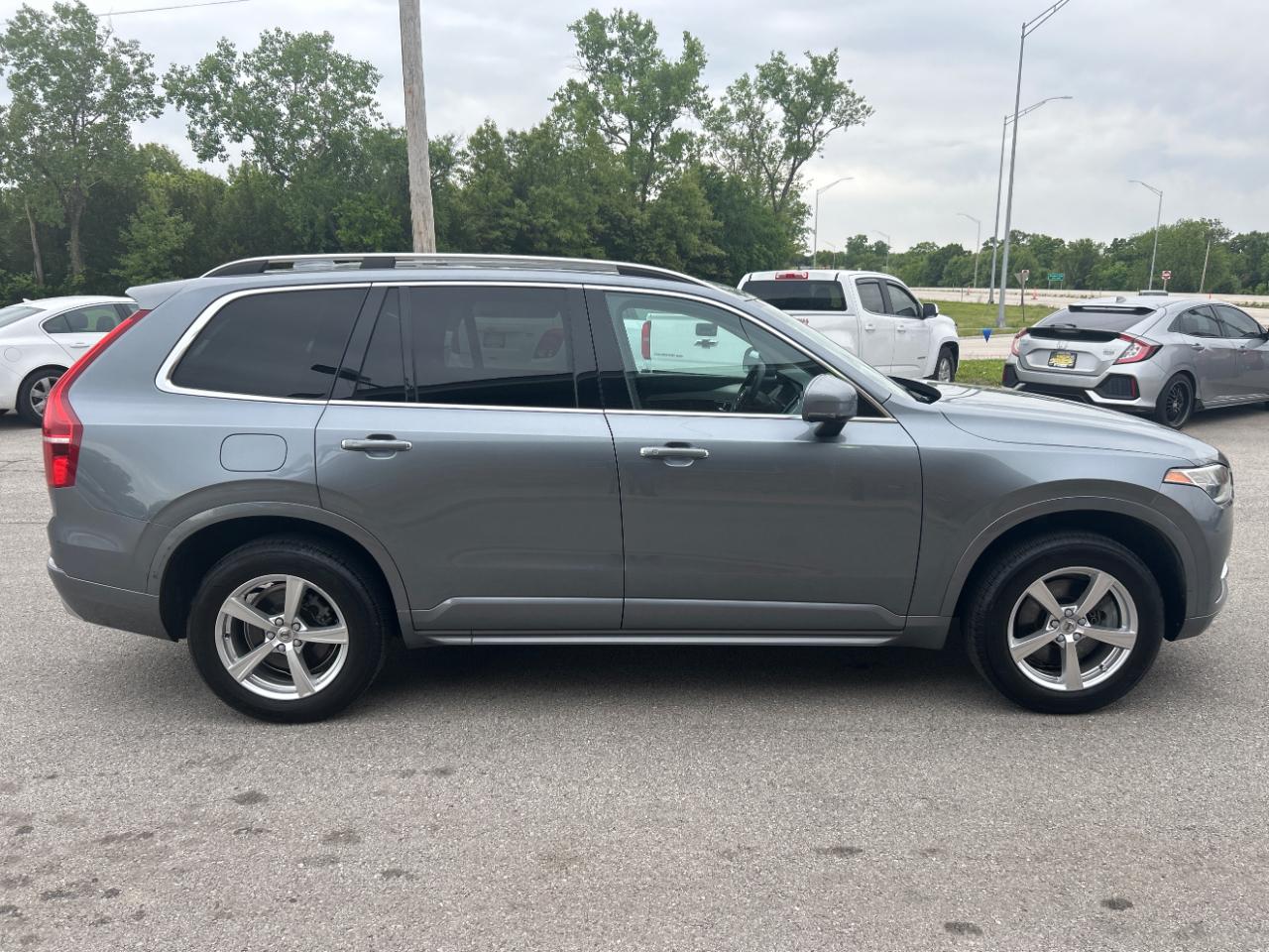 Volvo XC90 FWD 4dr T5 Momentum 2016