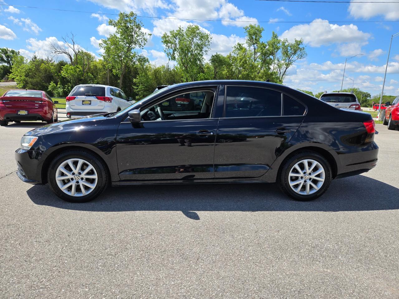 Volkswagen Jetta Sedan 4dr Auto 1.8T SE 2015