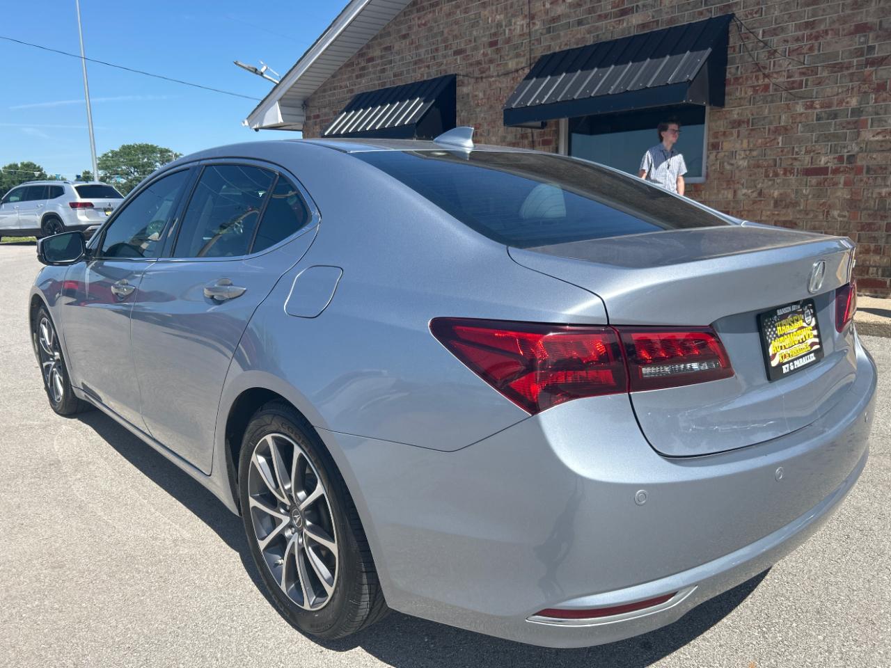 Acura TLX 4dr Sdn FWD V6 Advance 2016
