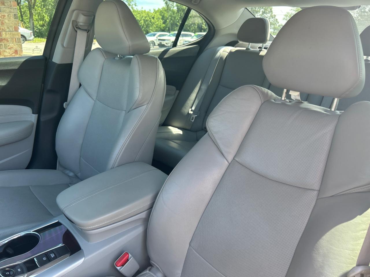 Acura TLX 4dr Sdn FWD V6 Advance 2016