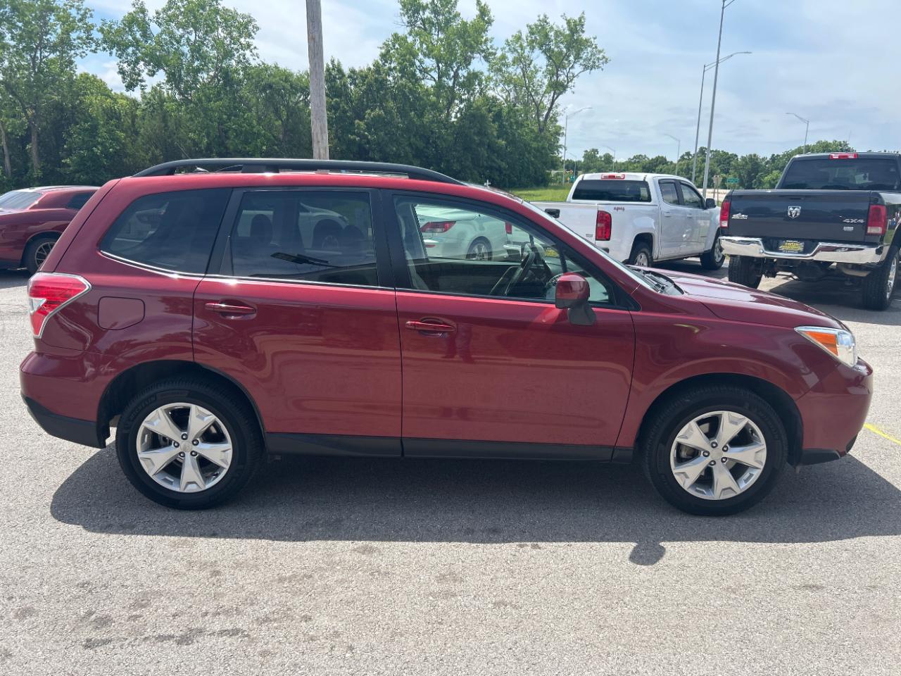 Subaru Forester 4dr CVT 2.5i Premium PZEV 2015