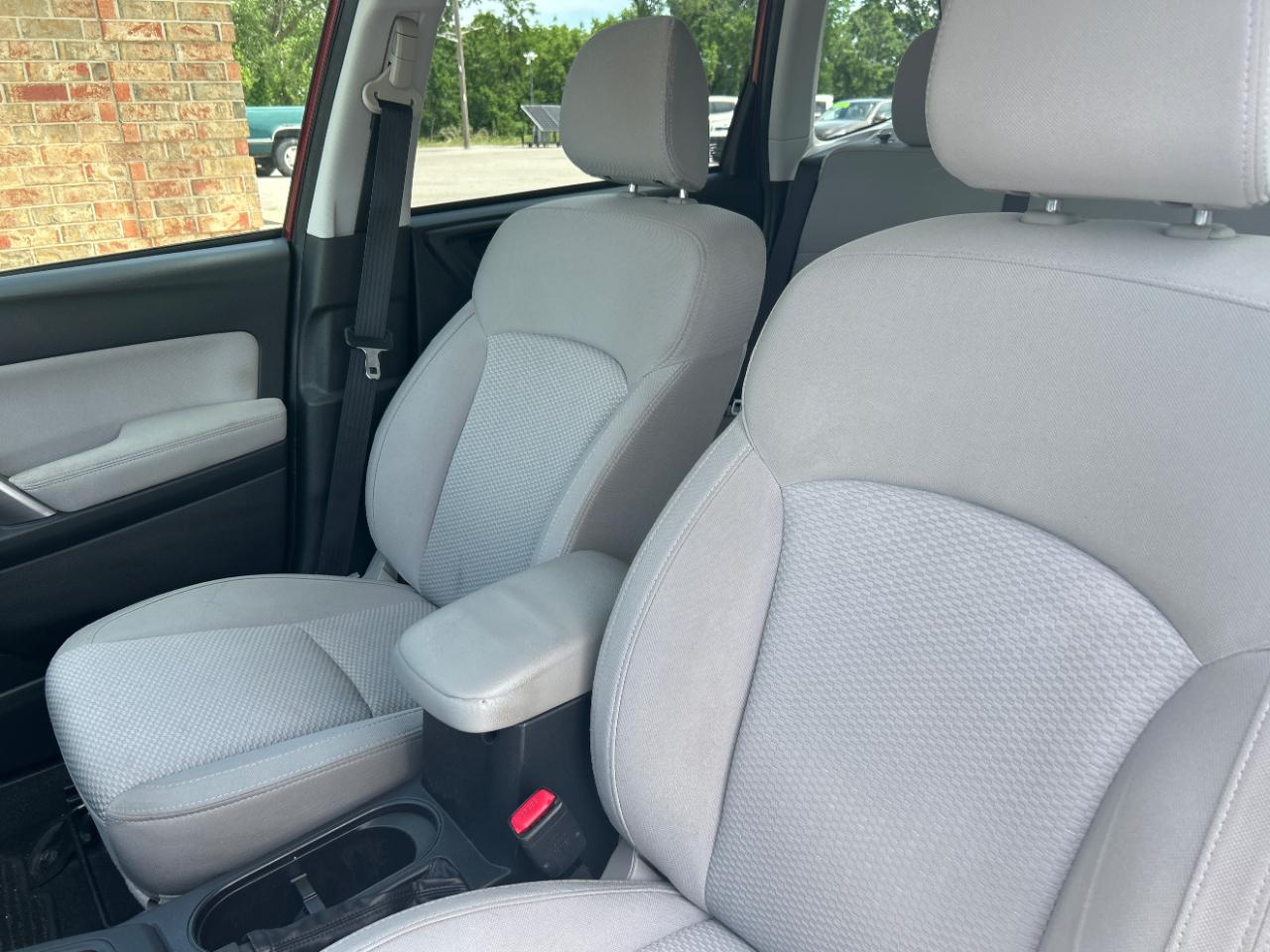 Subaru Forester 4dr CVT 2.5i Premium PZEV 2015