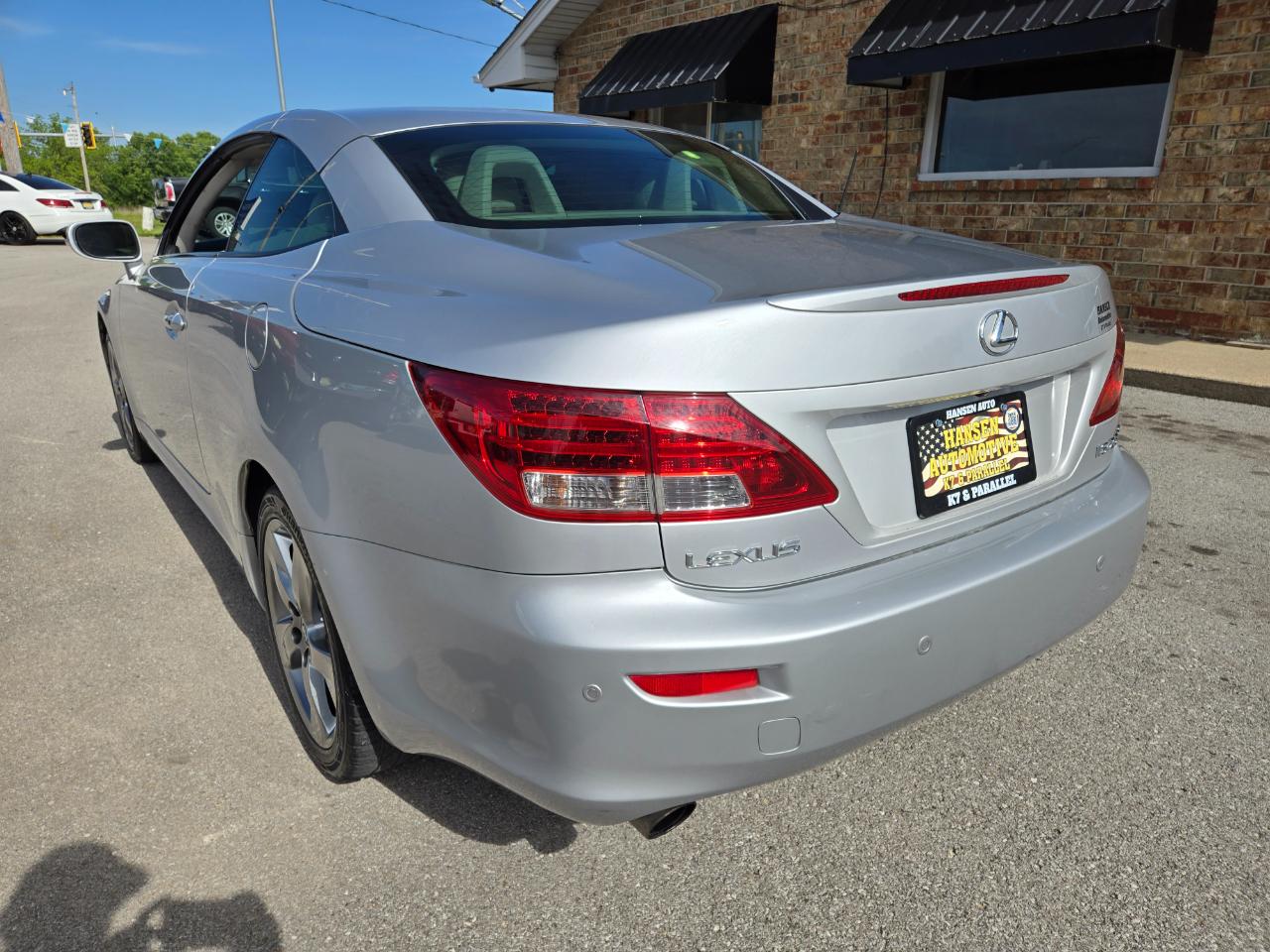 Lexus IS 250C 2dr Conv Auto 2010