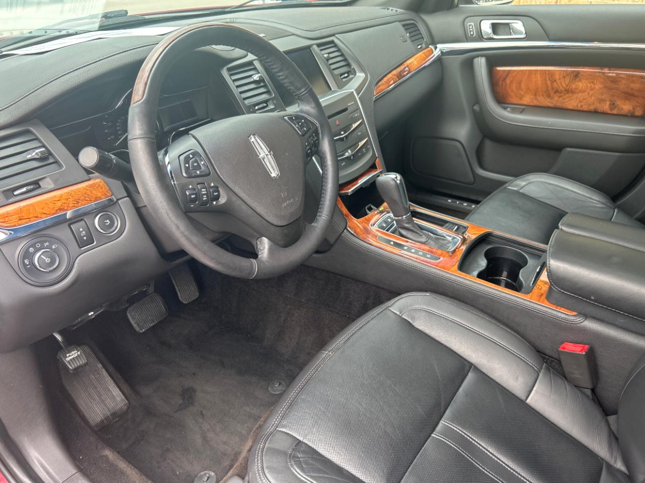 Lincoln MKS 4dr Sdn 3.5L AWD EcoBoost 2013