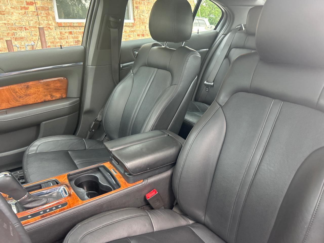 Lincoln MKS 4dr Sdn 3.5L AWD EcoBoost 2013