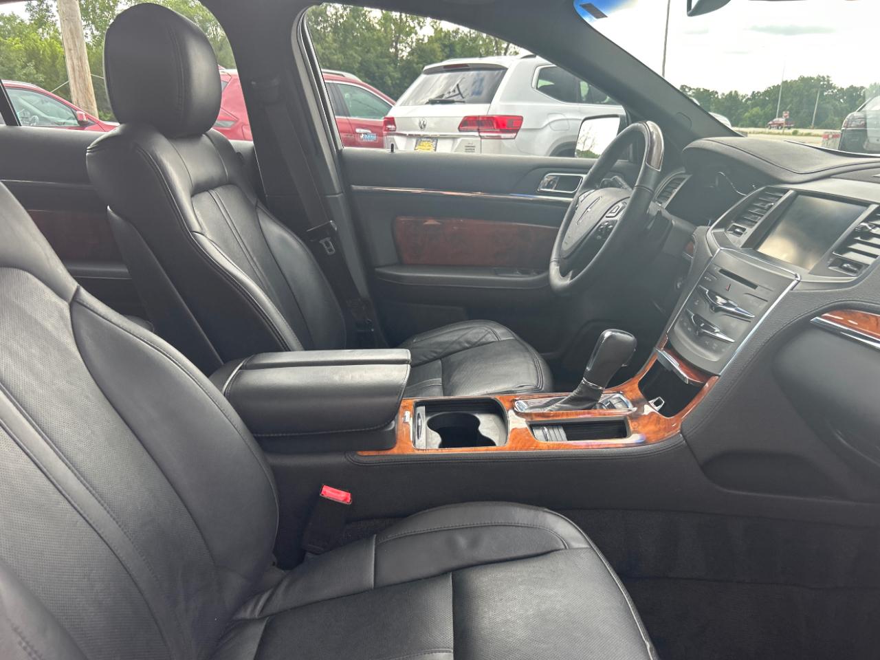 Lincoln MKS 4dr Sdn 3.5L AWD EcoBoost 2013